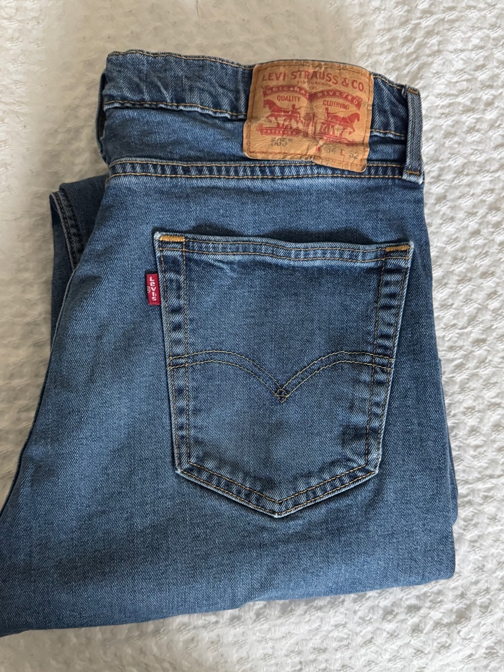 Vintage Men’s Levis 505 jeans- 34x32